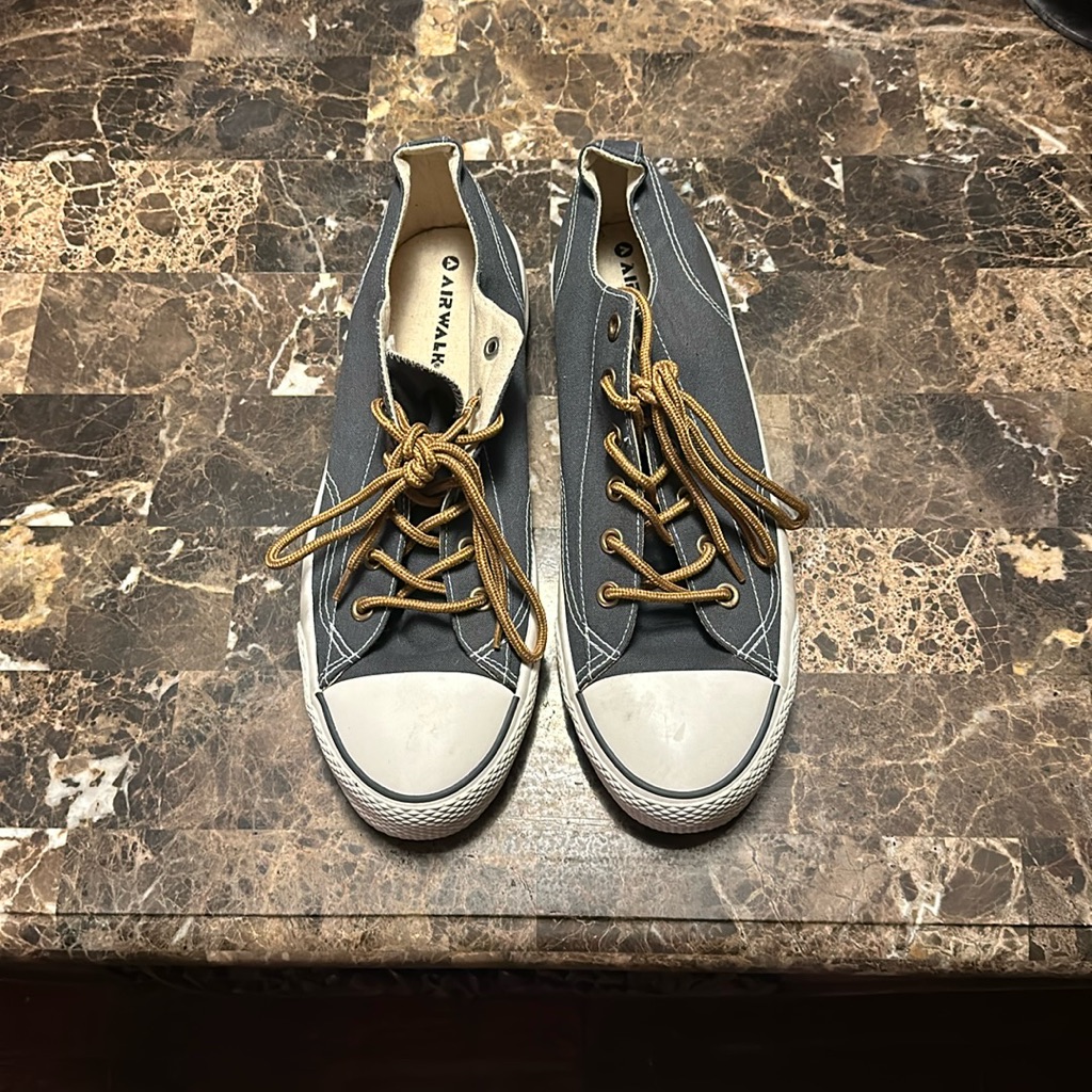 Brand New Airwalk Size 11